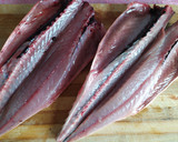 Foto del paso 1 de la receta: Caballa al ajo arriero