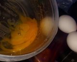 Foto del paso 1 de la receta: Huevos revueltos