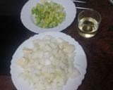 Foto del paso 3 de la receta: Muslos de pollo en salsa con peras