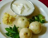 A picture of step 1 of Amla raita.