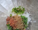 A picture of step 2 of Mooli k parathay.