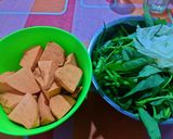 Foto langkah ke 1 dari resep Gangan Asam Ubi khas Kutai.