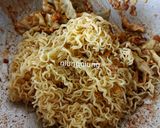 Foto langkah ke 5 dari resep Mie Kluntung Khas Surabaya.