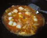 Foto langkah ke 6 dari resep Seblak seafood.