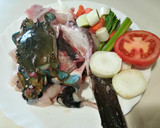 Foto del paso 1 de la receta: Rape al ajo quemado