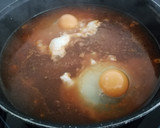 Foto del paso 7 de la receta: Sopa de ajo con huevo escalfado