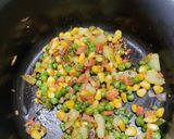 A picture of step 3 of Sweet Corn Soup.