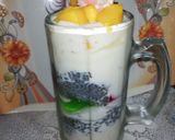 A picture of step 7 of Rusmallai Rabrdi Falooda.