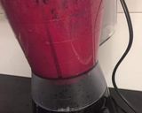 A picture of step 3 of Beetroot and apple juice.