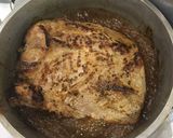 Foto del paso 3 de la receta: Empanadas de bondiola a la cerveza y cebollas confitadas