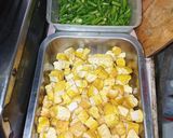 Foto langkah ke 1 dari resep Tumis tahu dan daun ulat ed.