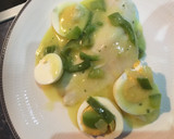 Foto del paso 6 de la receta: Merluza en salsa verde con huevos cocidos