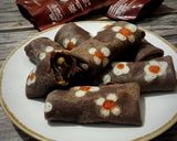Foto langkah ke 8 dari resep Dadar Gulung Coklat isi Pisang Coklat.