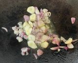 Foto langkah ke 2 dari resep Nasi Lemak Magic Com Hijau Pandan.