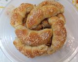Pihe-puha sajtos kolbászos kifli 🌭🥐🌭 recept fázis 8 fotója