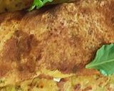 A picture of step 5 of Stuffed Besan Chilla with veggies.
