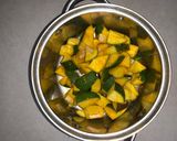 A picture of step 1 of Chatpata Aam Ka Achaar.