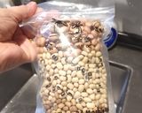A picture of step 1 of Mix Beans Dessert.