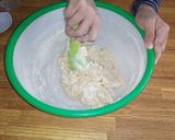Foto langkah ke 6 dari resep Cara Membuat Adonan Roti yang Empuk & Mengembang.