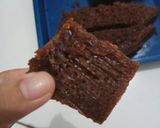 Foto langkah ke 7 dari resep Bolu karamel (3 telur no mixer).