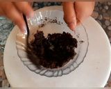 A picture of step 2 of Candyland ice cream.