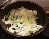 Foto del paso 5 de la receta: Pollo Ajero con toque de vinagre suave de manzana y vino blanco