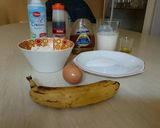 Foto del paso 1 de la receta: Pancakes con nata, plátano, miel y sirope