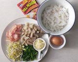 Foto langkah ke 1 dari resep Kwetiau Goreng Ayam pedas.
