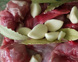 Foto del paso 2 de la receta: Conejo al salmorejo