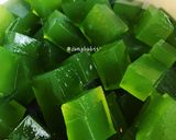 Hình bước làm 6 của món Chè Thạch Lá Dứa Trân Châu Nho Vừng 🍹