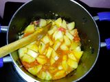 Boiled rice served with minji stew and potatoes