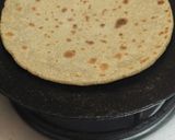 A picture of step 4 of Bajra na Rotla.