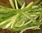 Une image de l'étape 3 de Spaghetti des courgettes à la sauce tomate et viande hachée.