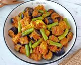 Foto langkah ke 5 dari resep Terong Tempe Buncis Masak Kecap Pedas.