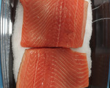 Foto del paso 2 de la receta: Salmón marinado
