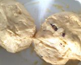 Foto langkah ke 5 dari resep Roti Kismis Kenari.