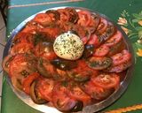 Une image de l'étape 7 de Salade de tomates bicolores à la burrata di buffala et persil haché.