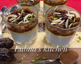 A picture of step 4 of Semolina pudding with date and tahini puree:.