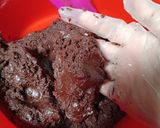 Foto langkah ke 3 dari resep Semprit Coklat Crunchy.