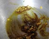 A picture of step 2 of Peas paneer paratha.