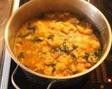 Foto del paso 6 de la receta: Sopa invernal con bacalao y demases