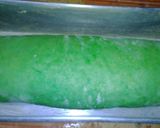 Foto langkah ke 6 dari resep Roti Tawar Motif Semangka.