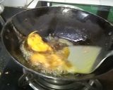 A picture of step 1 of Potato Rahu Fish Curry.