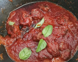 Foto del paso 7 de la receta: Jarrete con tomate