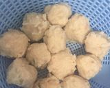 Foto langkah ke 6 dari resep Week 2 : Bakso Isi Ayam Cincang Pedas!.