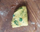 A picture of step 6 of Methi Paratha.