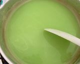 Foto langkah ke 2 dari resep Puding susu melon strawberry.