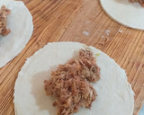 Foto del paso 2 de la receta: Empanadas de jurel y salsa de tomate
