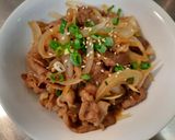 洋蔥炒牛肉（牛丼）的食譜步驟4照片
