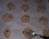 Foto del paso 6 de la receta: Galletitas de avena y pasas